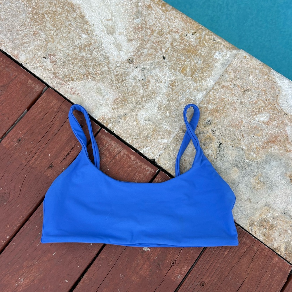 Skatie Mya Swim Top in Playa